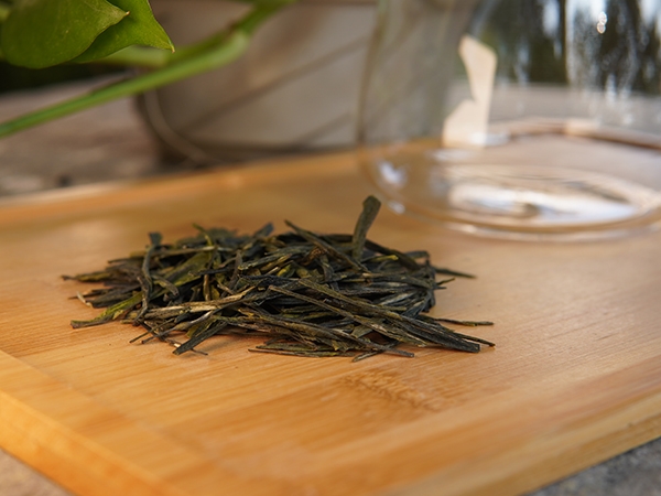 鼎尖綠茶